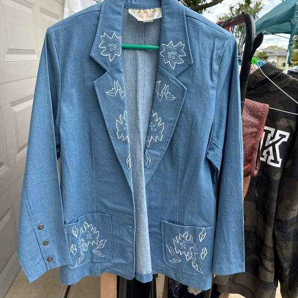 Lilly of California Blue Embroidered Blazer - Picture 2 of 4